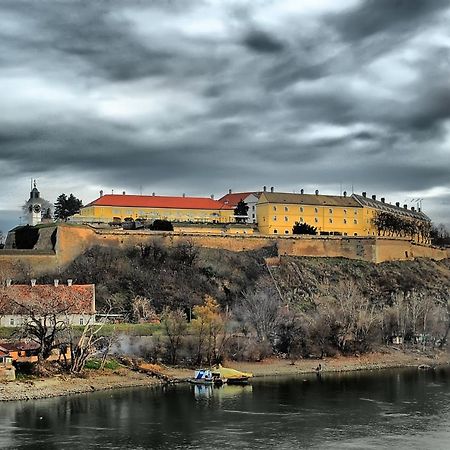 Oaza Centar Novi Sad Exterior foto