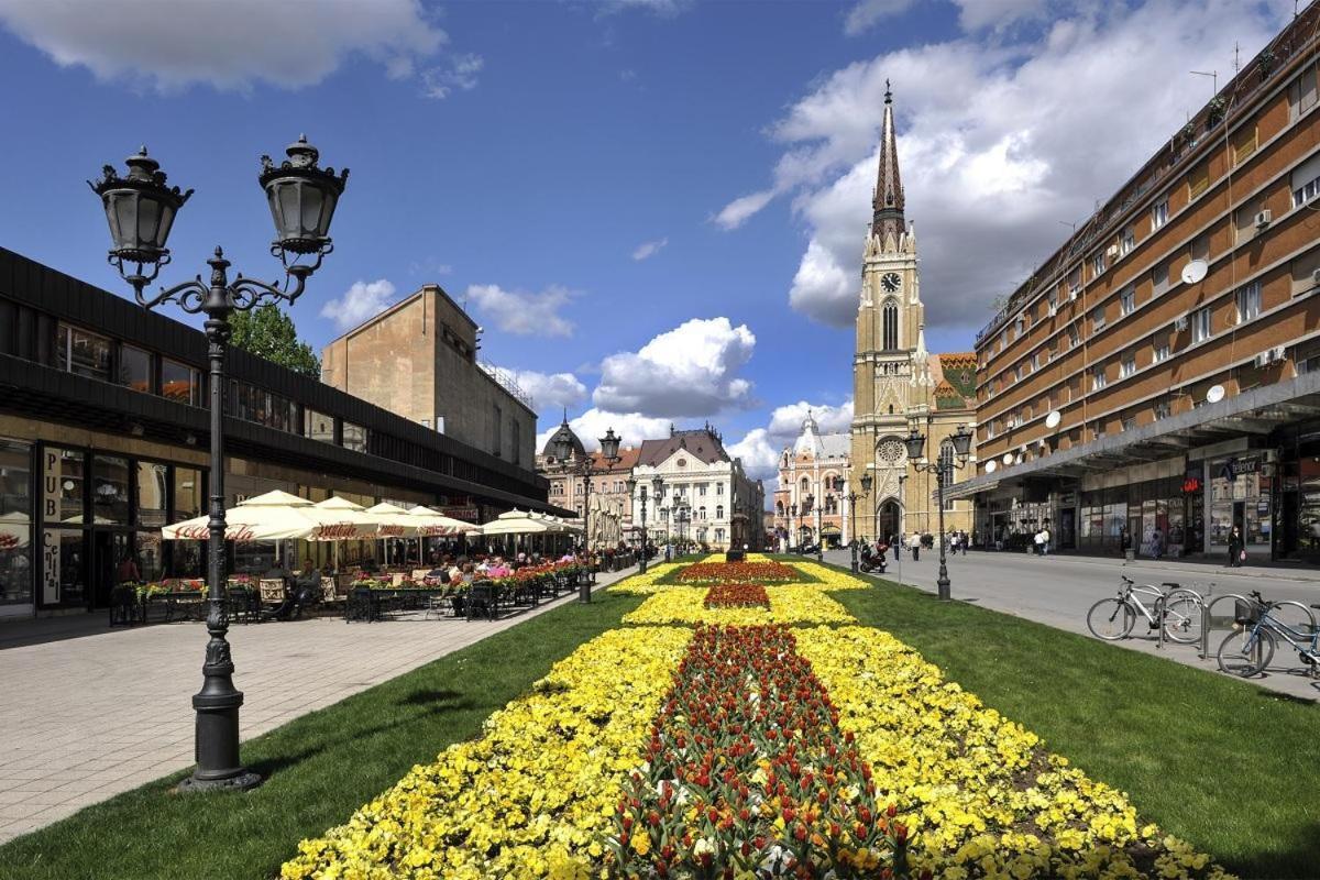Oaza Centar Novi Sad Exterior foto